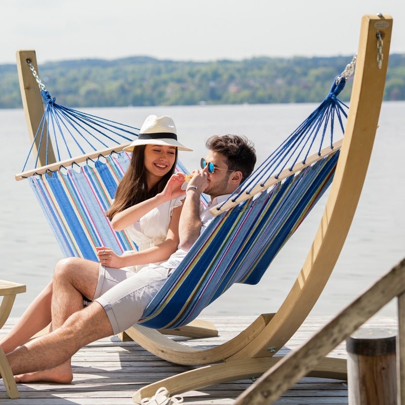 Beach hammock outlet stand